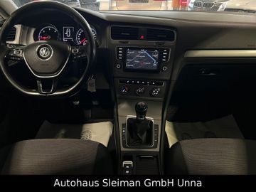 Volkswagen Golf - 11