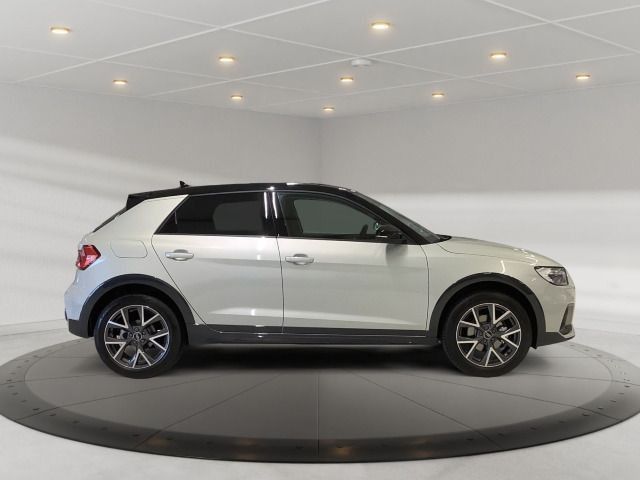 A1 allstreet 30 TFSI 81(110) kW(PS) S tronic