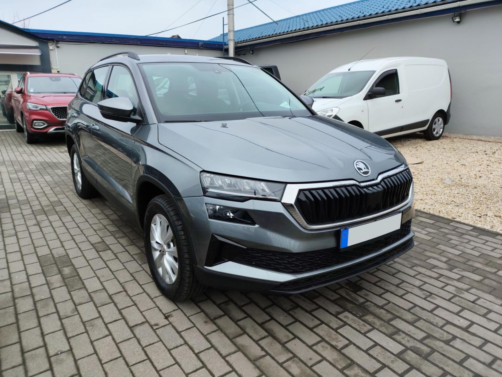 Skoda Karoq Ambition 2.0 TDI SCR STZH NAVI AHK TEMP