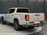Mitsubishi L200 Doppelkabine 4WD Aut.*LEDER*AHK*ALL-Terrain - Mitsubishi L200 mit Diesel-Antrieb: Allradantrieb, Geländewagen