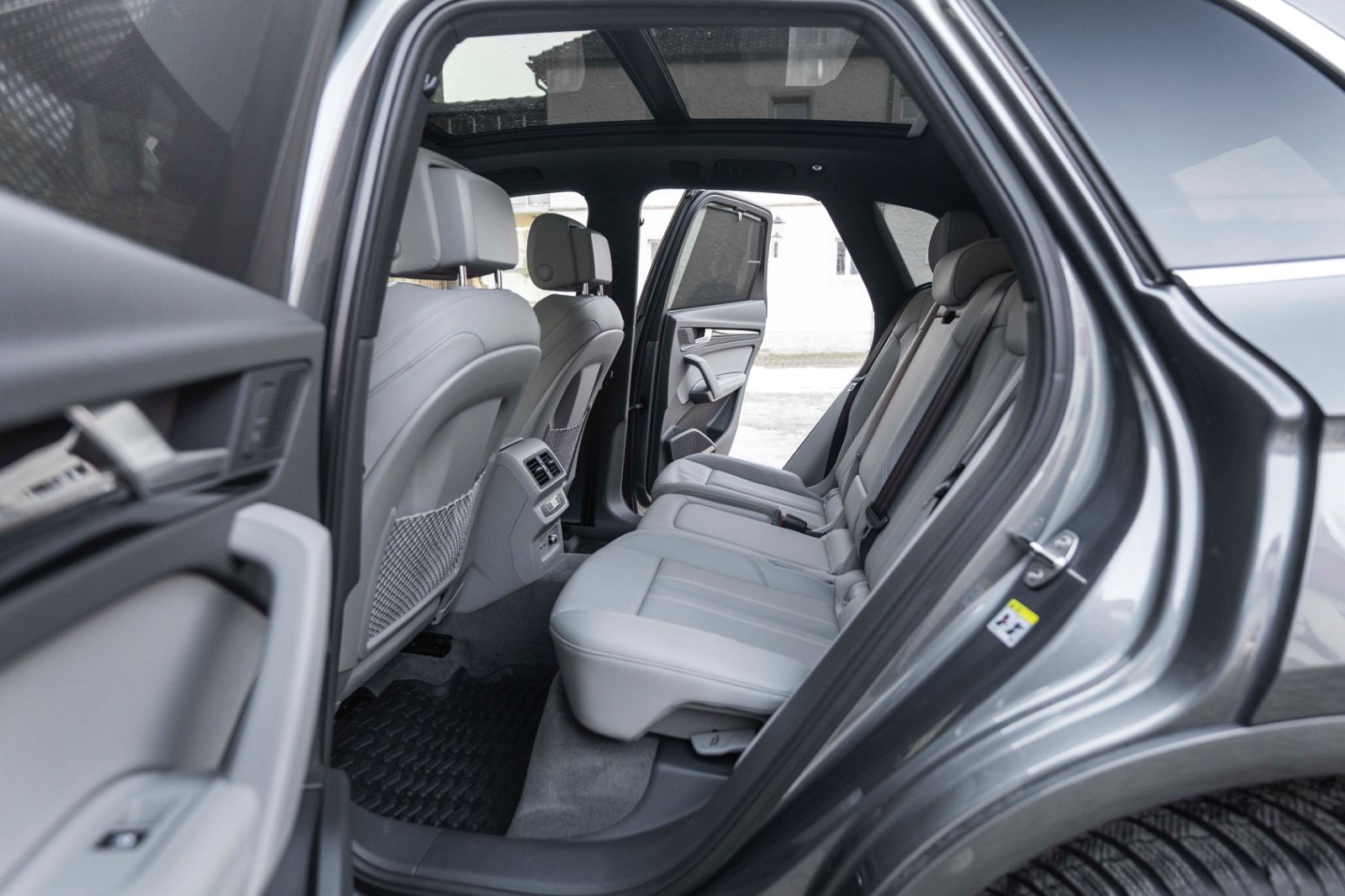 Fahrzeugabbildung Audi Q5 45TFSI S-LINE QUATTRO B&O PANO HUD ACC 360°