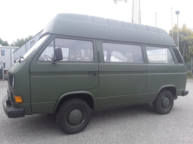 Volkswagen T3 Hochdach ex.Bundeswehr 1.Hand TOP TÜV neu