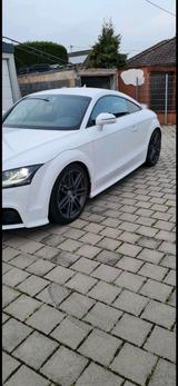 Audi TTS Sport - Audi TT: Sport