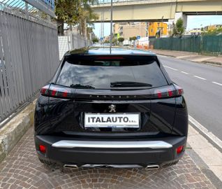Peugeot 2008 - 6