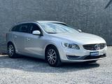 Volvo V60 Bi-Fuel 2.0 *CNG-ERDGAS* Navi SHZ LED Aut. - Volvo: B