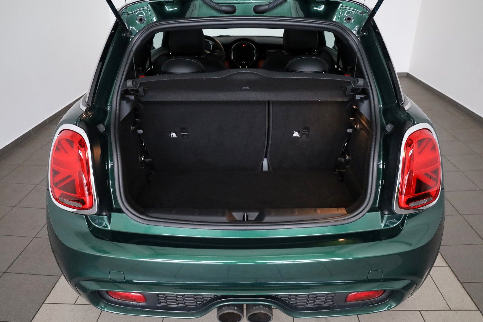 Fahrzeugabbildung MINI COOPER S JCW Umbau,Leder,Panorama,LED,SH