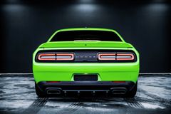 DODGE Challenger SRT 6.4l V8 - Unfallfrei - DE Modell