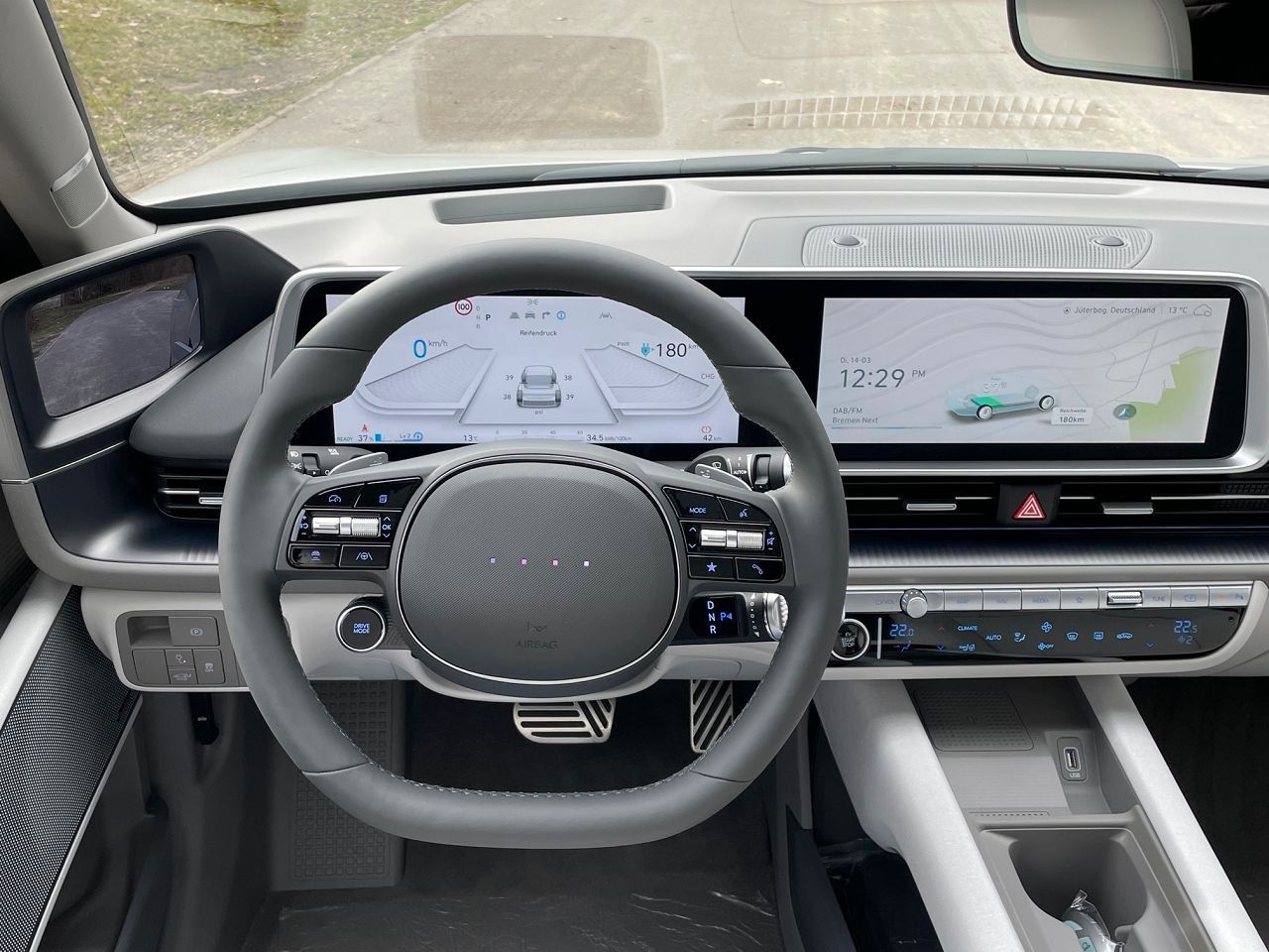 Fahrzeugabbildung Hyundai IONIQ 6 168kW Dynamiq*ACC*GSD*MatrixLED*MIETKAUF