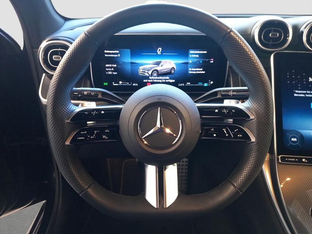 Fahrzeugabbildung Mercedes-Benz GLC 200 4MATIC AMGLine*NightPaket*Kamera*CarPLay