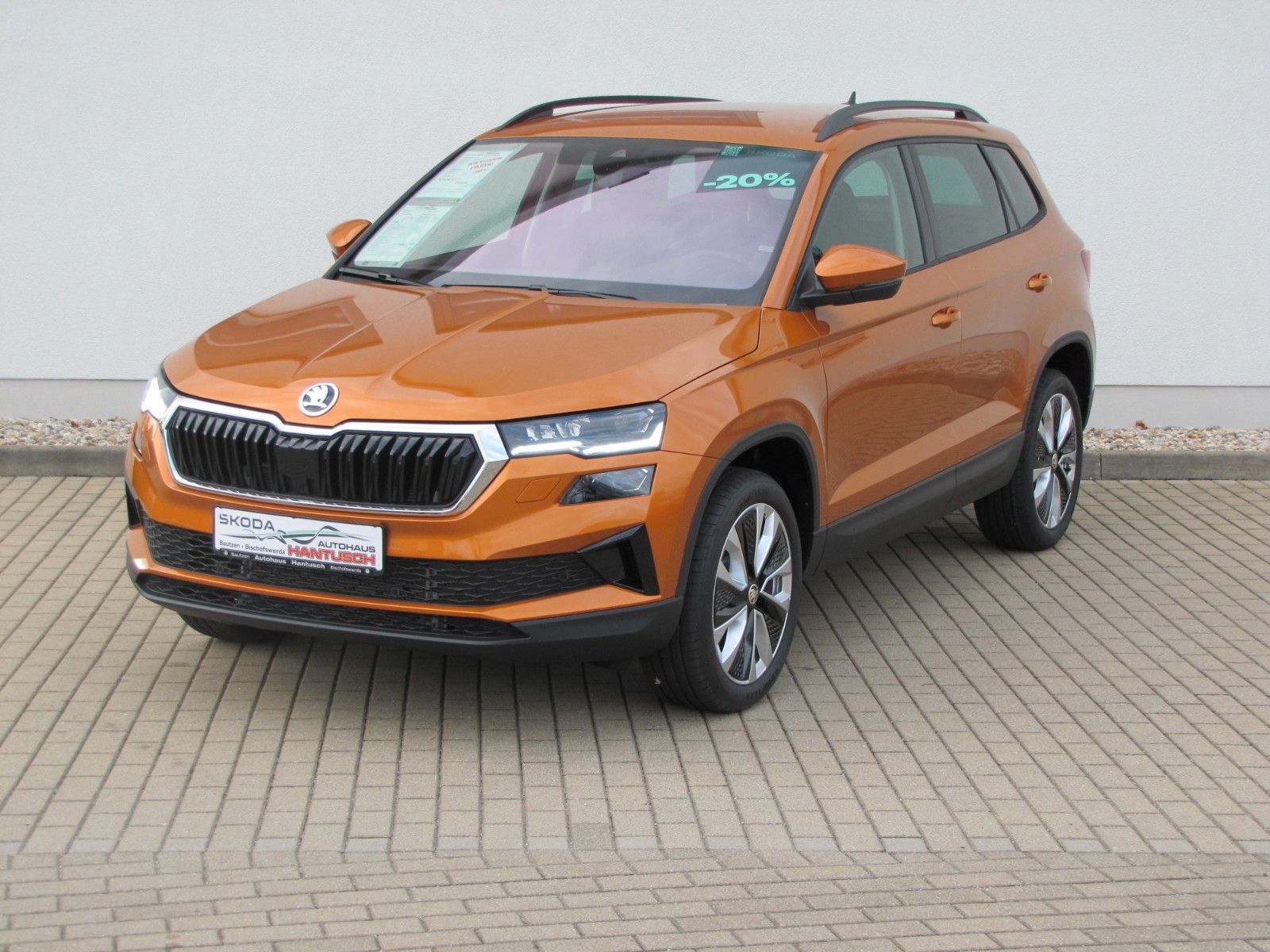 Fahrzeugabbildung SKODA Karoq Selection 1.5 TSI DSG