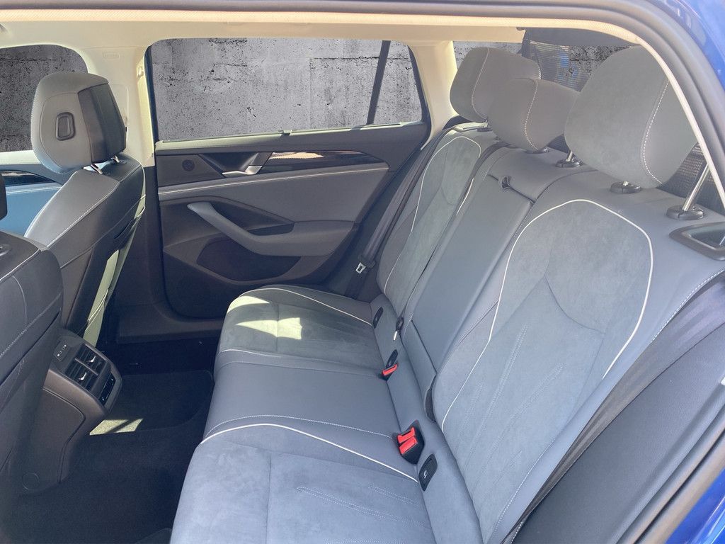 Volkswagen Passat Variant - Bild 13
