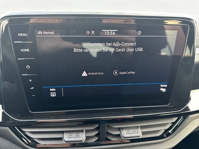 T-Roc R-LINE 1.5 TSI DSG IQ DRIVE PANO NAVI MATR