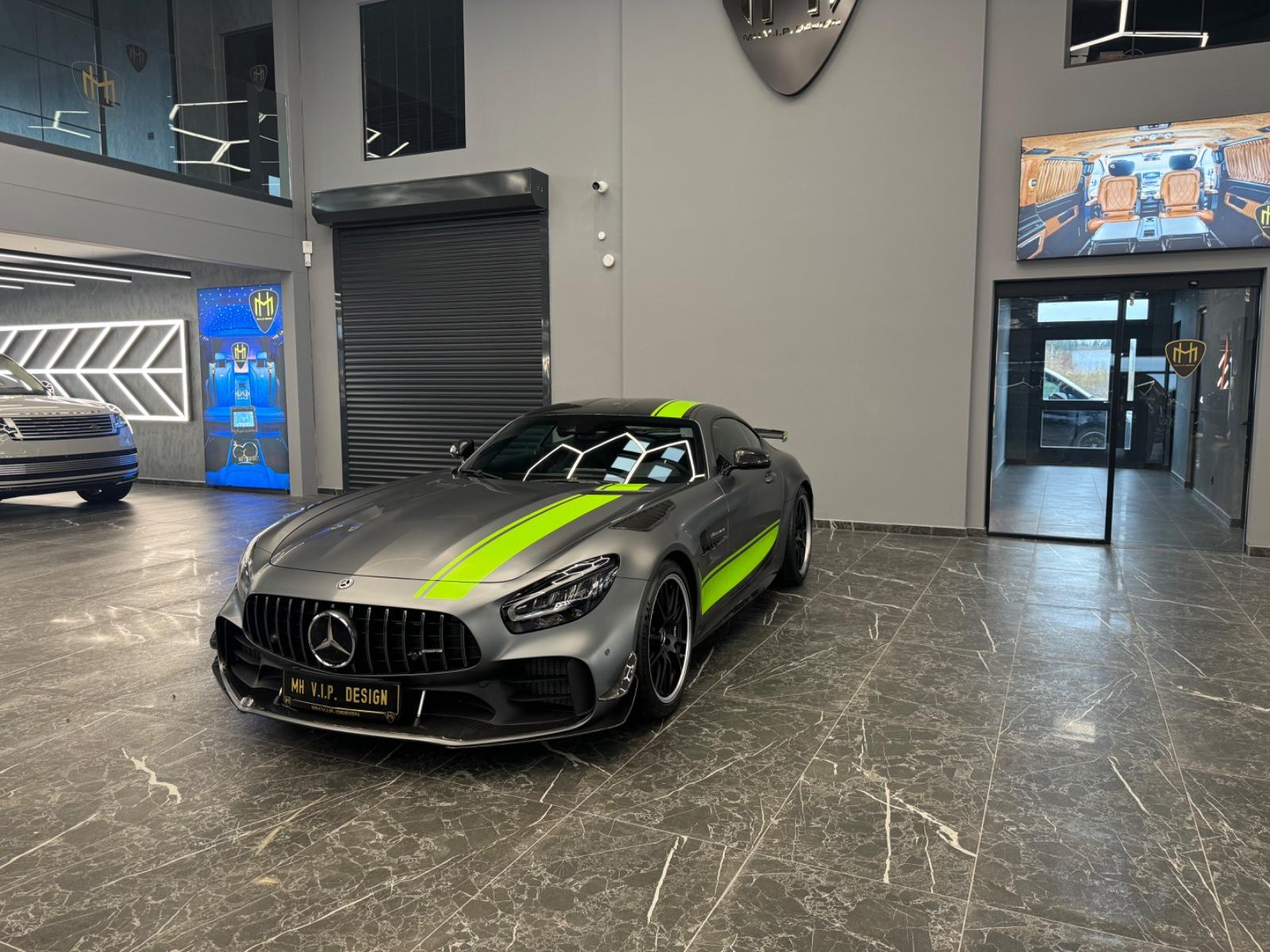 Mercedes-Benz AMG GT R PRO CARBON 1 of 750