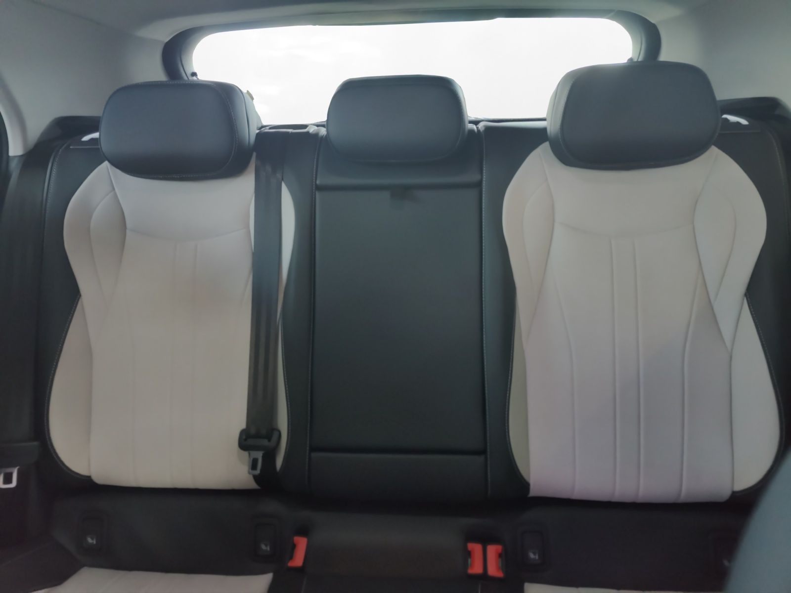 Volkswagen T-Roc - Bild 4