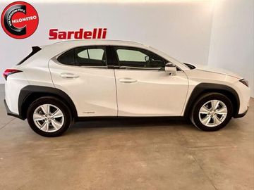 Lexus UX - 7