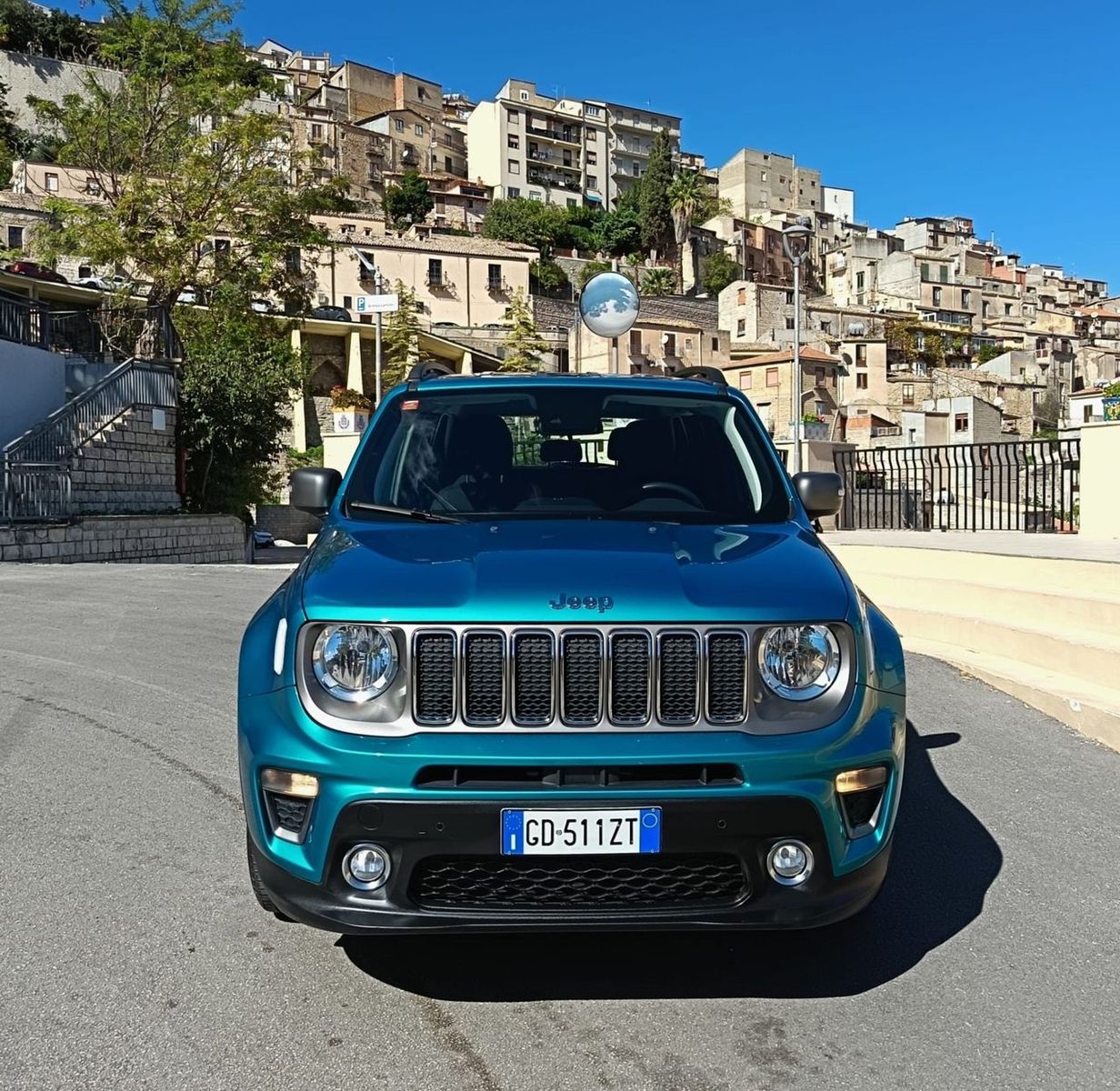 Jeep Renegade 1.6 Mjt 130 CV Limited imagem 2