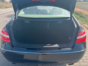 Mercedes E 350 - 8