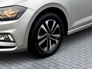 Volkswagen Polo VI United NAVI Active Info-Display