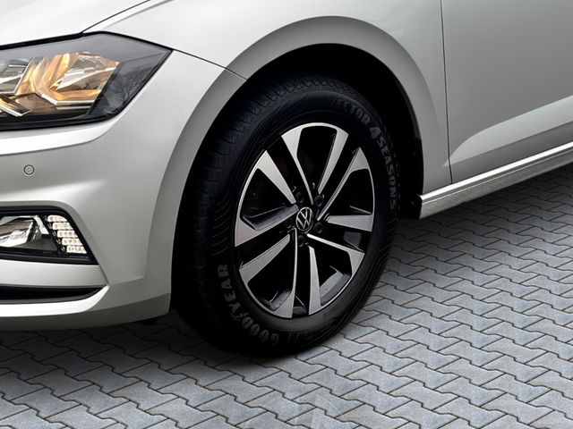 Volkswagen Polo VI United NAVI Active Info-Display