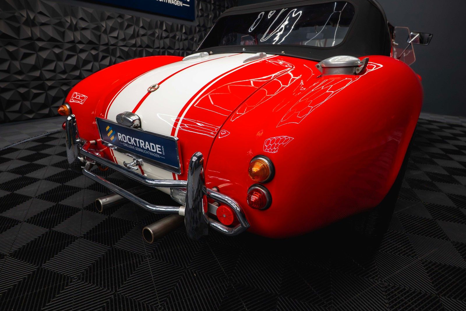 Fahrzeugabbildung Cobra KCC Cobra Ford 302 V8 5.0 Autom. H-Zulassung