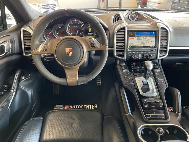 Porsche Cayenne Turbo *PANO*VOLLLEDER*KAMERA*TOTASSIST*