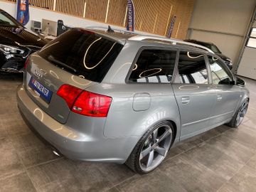 Audi A4 Avant 3.0 TDI quattro *NAVI*BI-XENON*TEMPOMAT