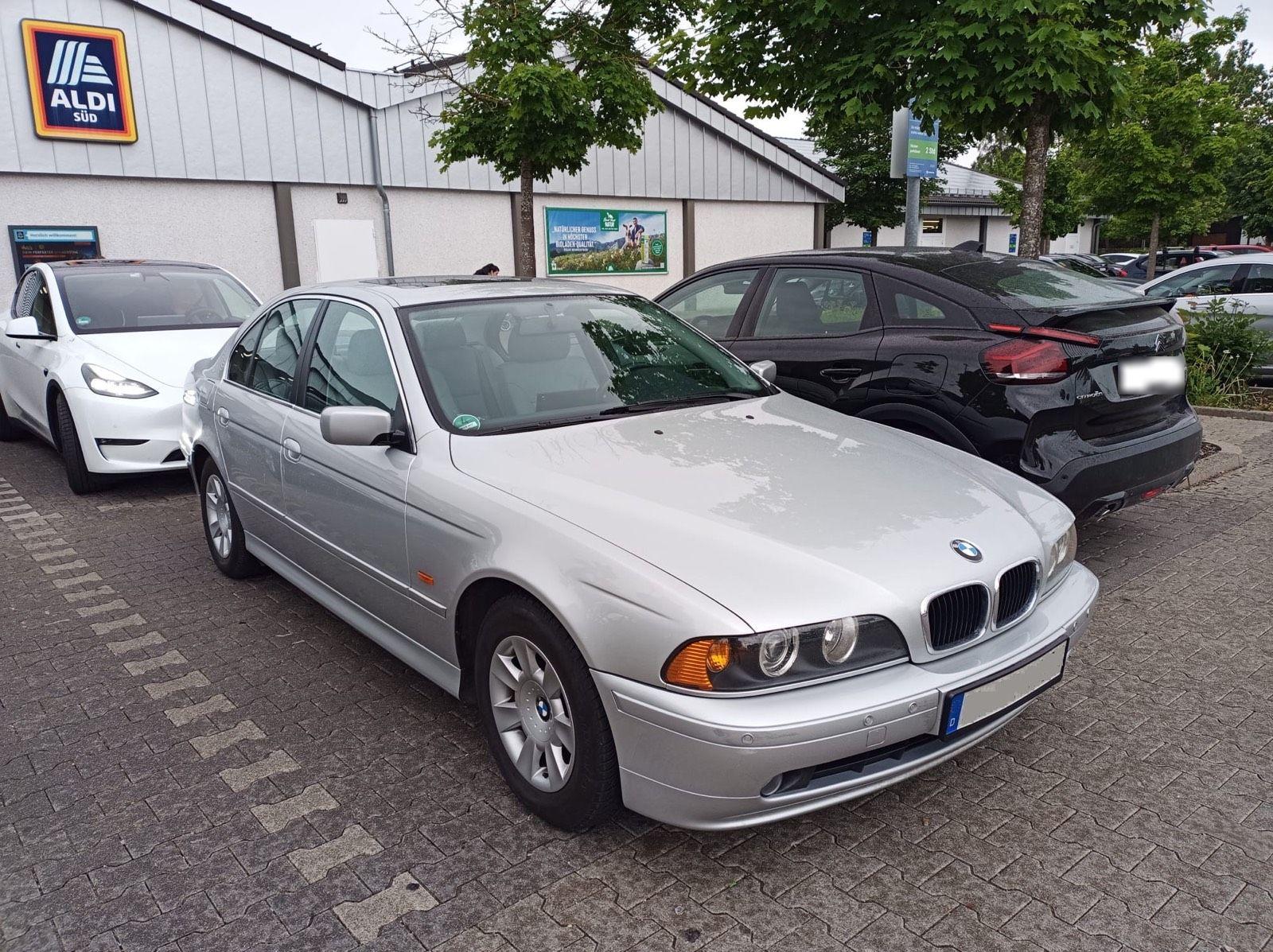 BMW 520