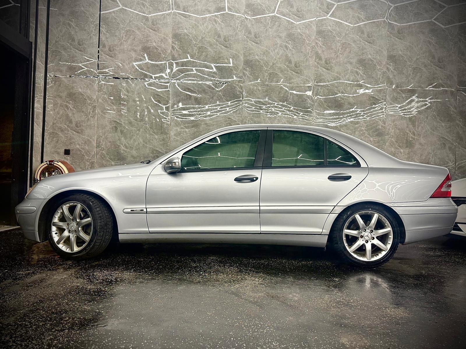 Mercedes-Benz C 240 CLASSIC