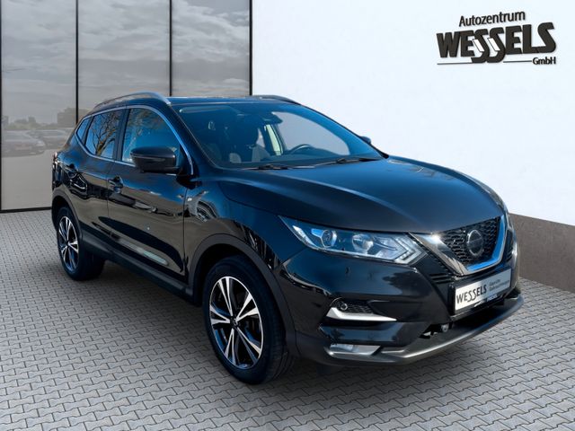 Nissan Qashqai 1,3 Zama AHK Glasdach