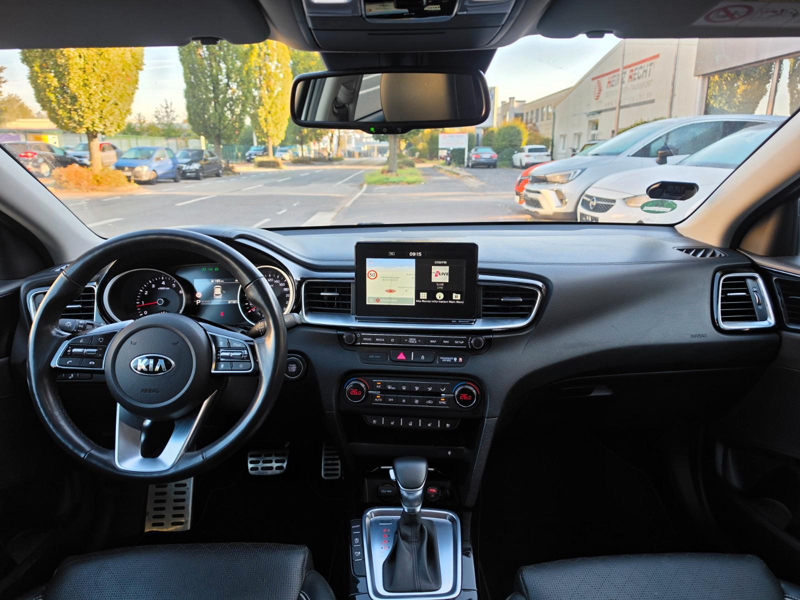 Kia ceed 1.4 AUTOMATIK+NAVI+PANO+2 JAHRE GARANTIE+