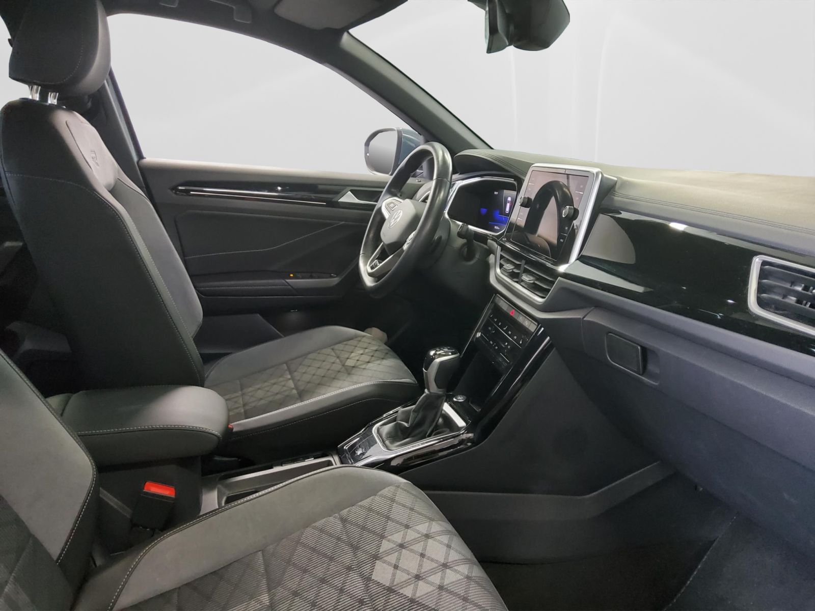 Volkswagen T-Roc 1.5 TSI DSG R-Line Kamera AHK foto 3