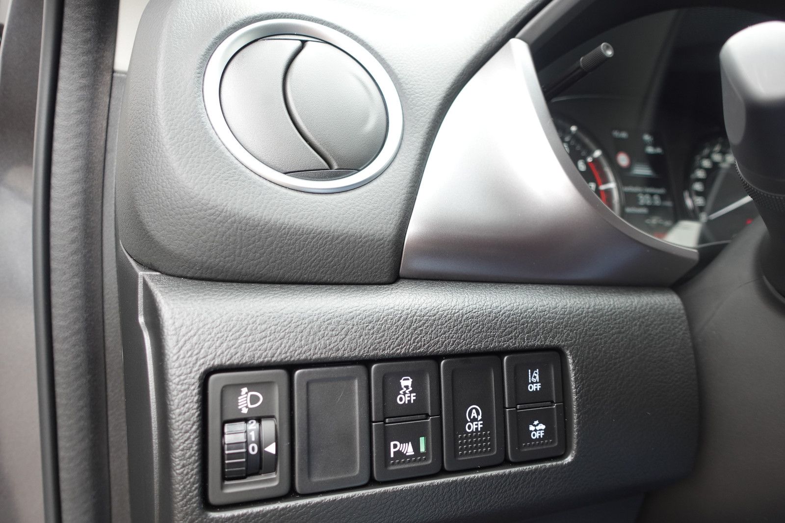 Fahrzeugabbildung Suzuki Vitara 1.4Hybrid Comfort AHK,Navi,SHZ,PD,Kamera