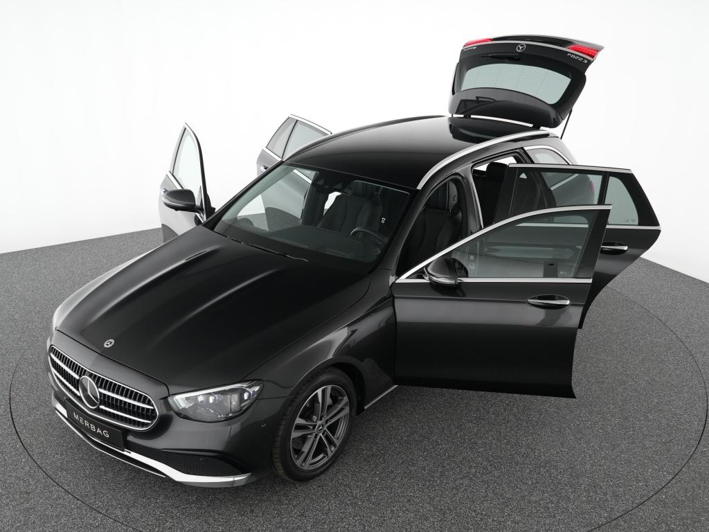 Mercedes-Benz E 220 d 4M T Avantgarde Multibeam HUD Distronic