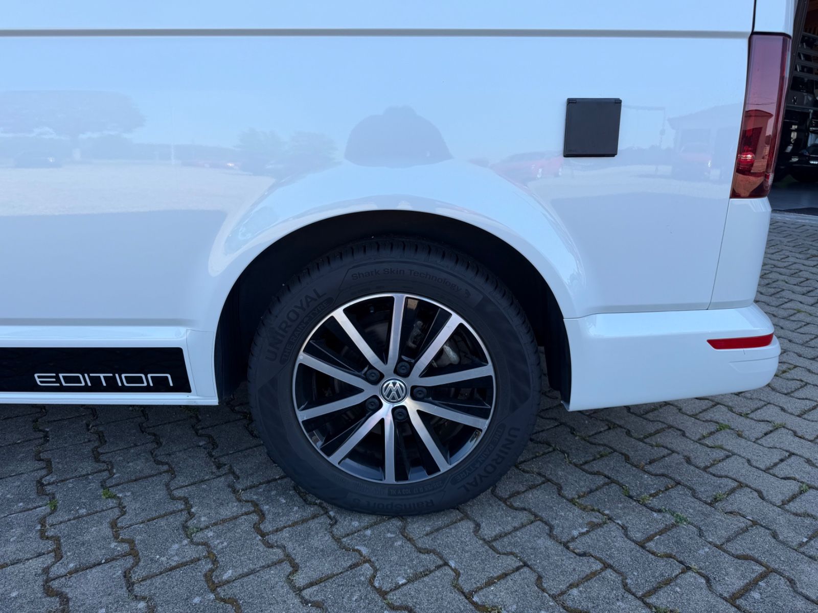 Volkswagen T6 California Beach Edition LED Kam ACC AHK 7Si foto 5