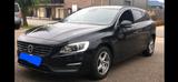 Volvo V60 Kombi Kinetic,Schibedach,Navi,Alu,Garantie - Volvo V60 Kinetic mit Diesel-Antrieb