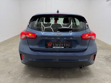 Ford Focus - 11