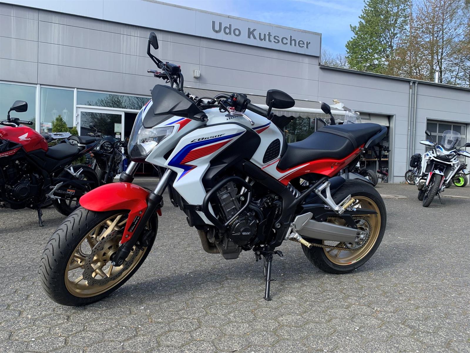 Honda CB650F *Viel Zubehör*26268 km*TOP*