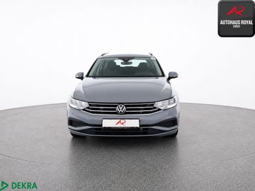 Volkswagen Passat - 8