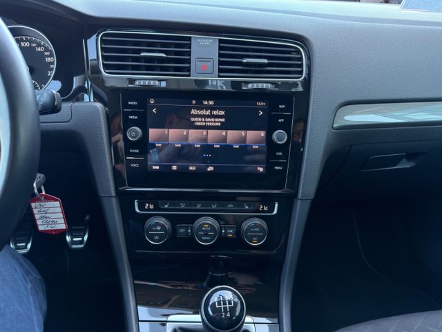 Volkswagen Golf VII Join 1.6 TDI °LED°Navi°RFK°PDC°SHZ°