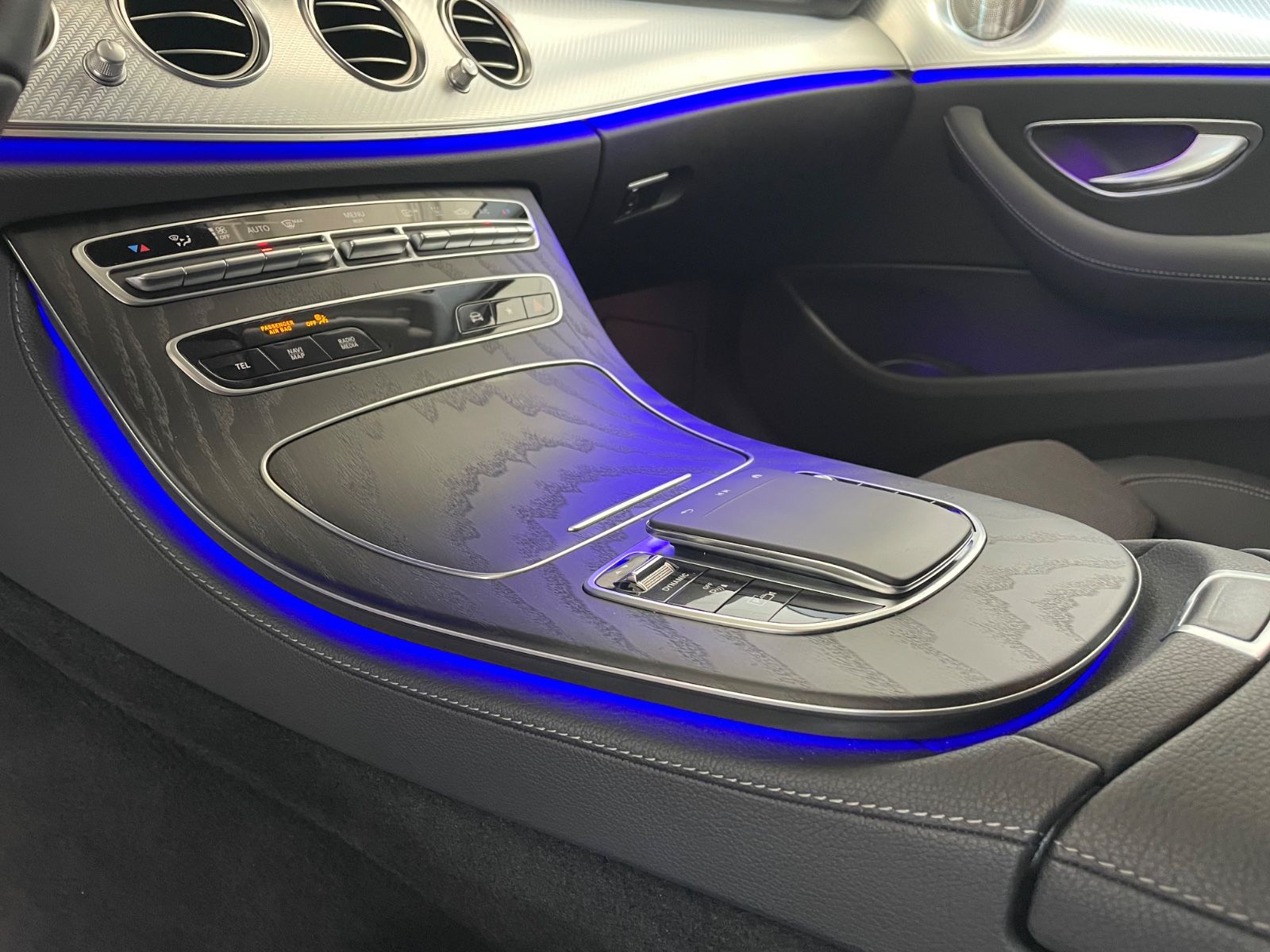 Mercedes-Benz E 300 de T-Modell 4Matic AMG AHK Head Up Night foto 21