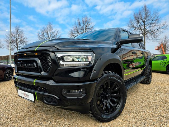 Dodge RAM 1500 5.7 Sport 4x4 / 2" Lift / 12"DP / LED