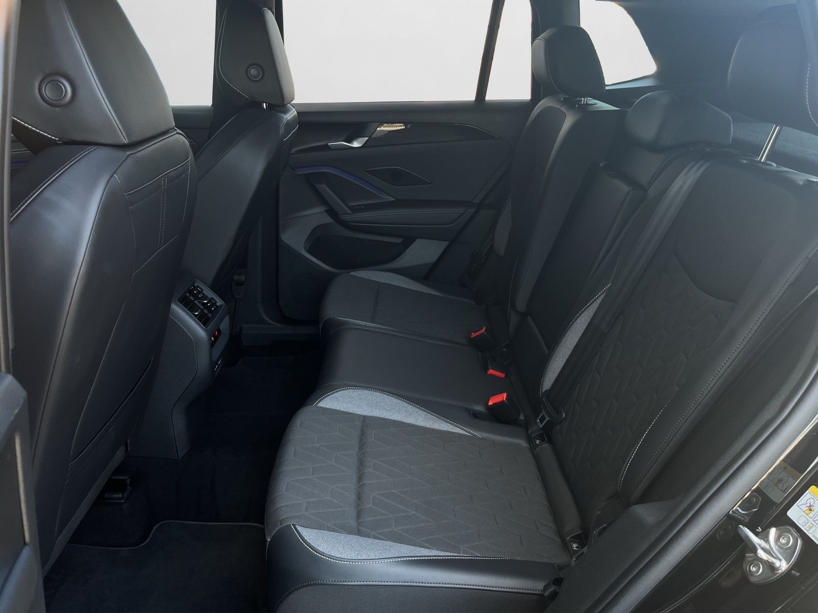 Volkswagen Tiguan - Bild 15