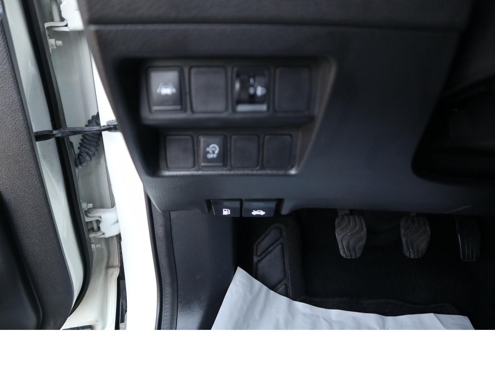 Nissan Qashqai N-Connecta Navi Tempo Scheckheftgepflegt