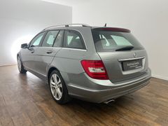 MERCEDES-BENZ C 220 T CDI / DESIGNO / HARMAN KARDON/ AUTOM./ MERCEDES-BENZ C 220 T CDI / DESIGNO / HARMAN KARDON/ AUTOM./