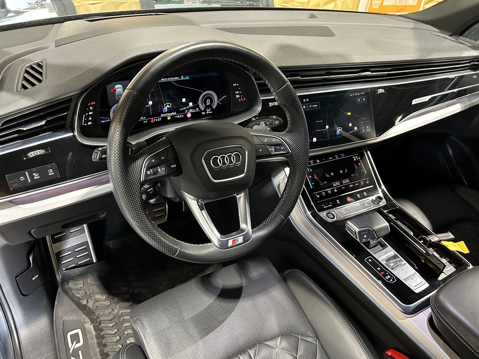 Fahrzeugabbildung Audi Q7 50 TDI quattro/S-LINE/HEAD-UP/COMPETITION/NAV