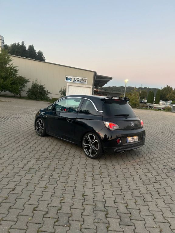 Image of Opel Adam