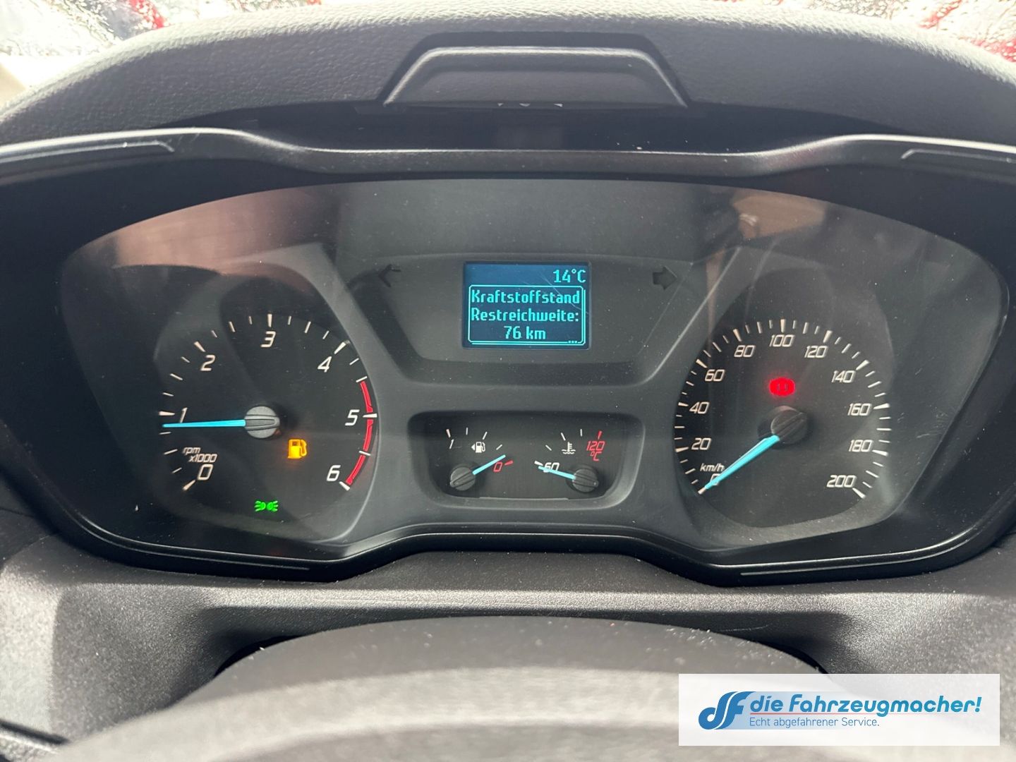 Fahrzeugabbildung Ford Transit Pritsche 310 L2 Doppelkabine 2.0 TDCi DP