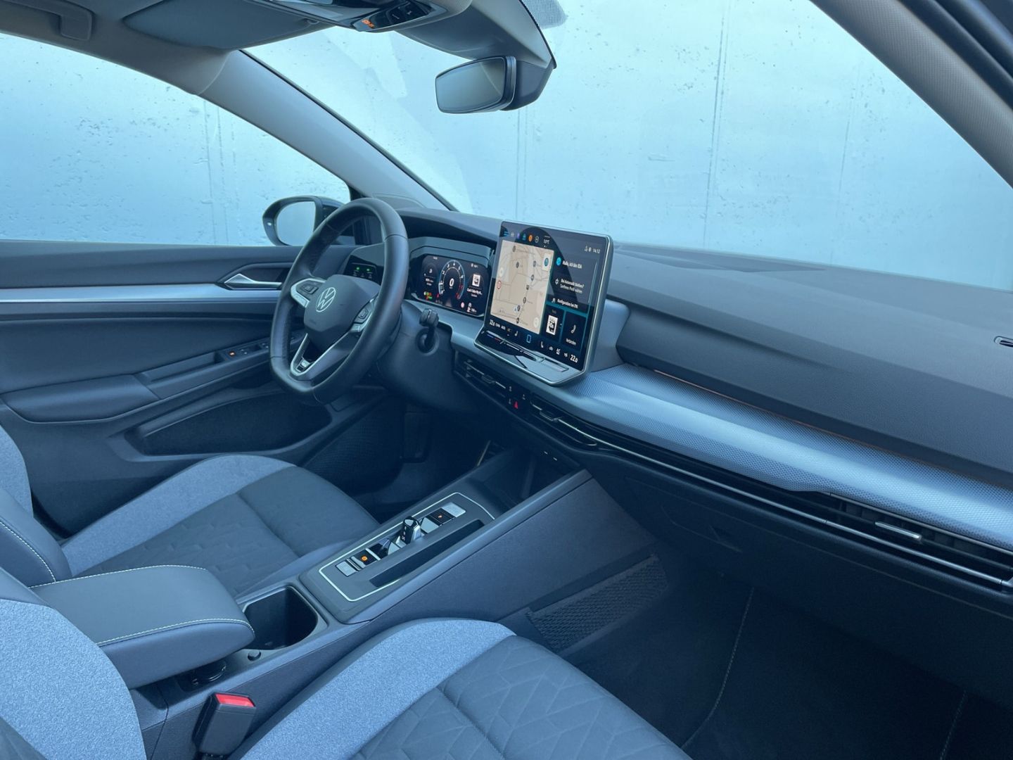 Golf VIII 1.5 eTSI DSG Goal AHK/Kamera/LED Plus/