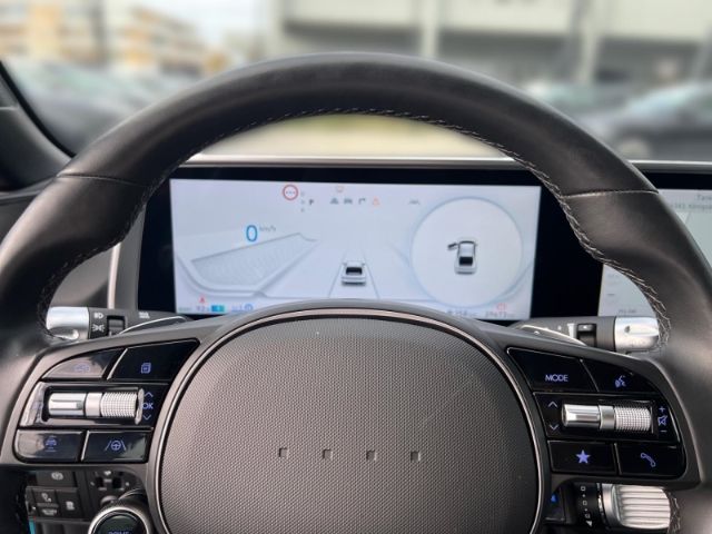 Fahrzeugabbildung Hyundai IONIQ 6 Basis Elektro Navi Digitales Cockpit LED