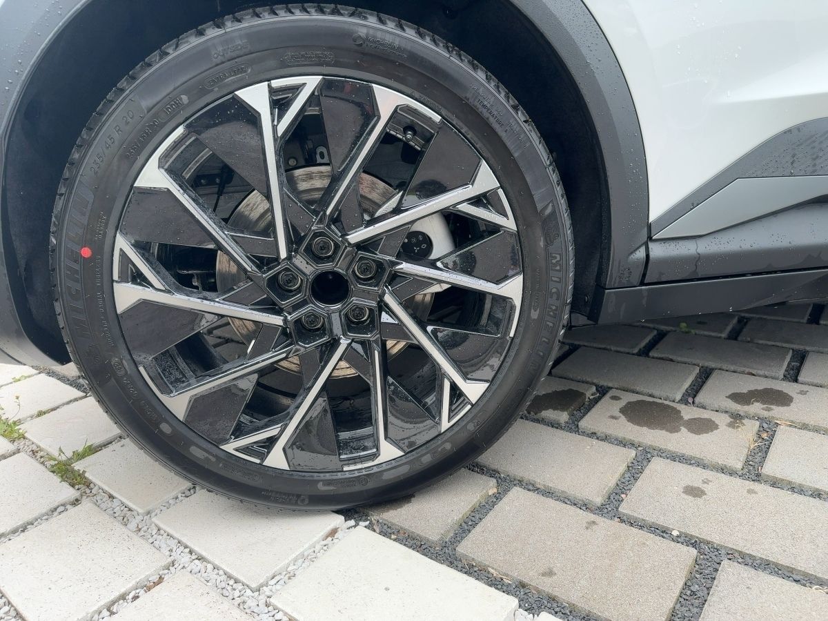 Fahrzeugabbildung Renault Scenic E-Tech Electric